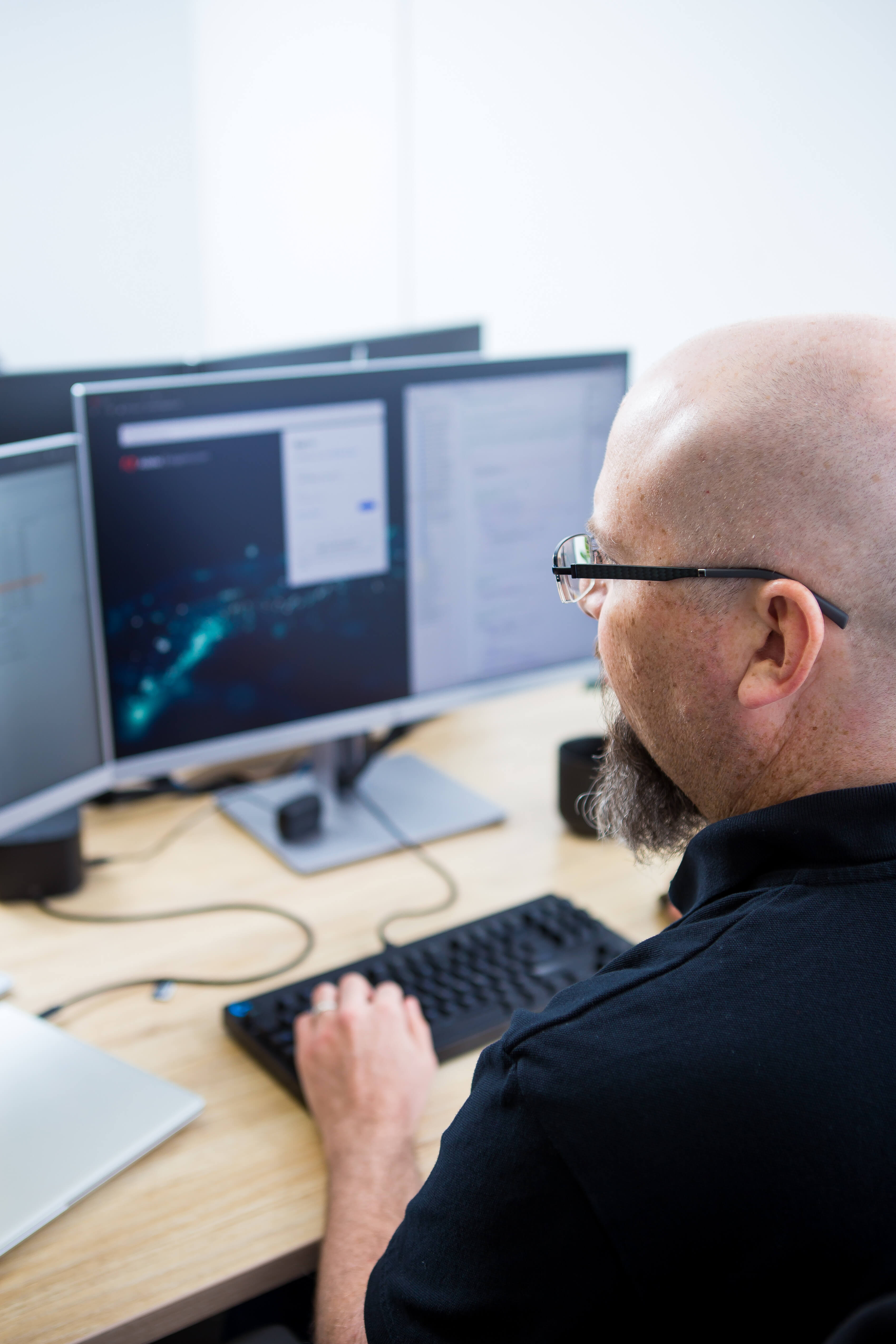 Australian penetration tester reviewing a web app